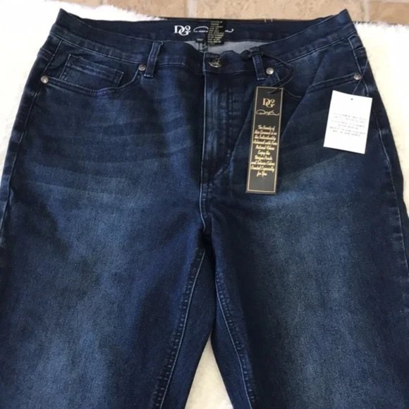 DG2 by Diane Gilman Classic Stretch Embroidered Hem Jean - Picture 8 of 9